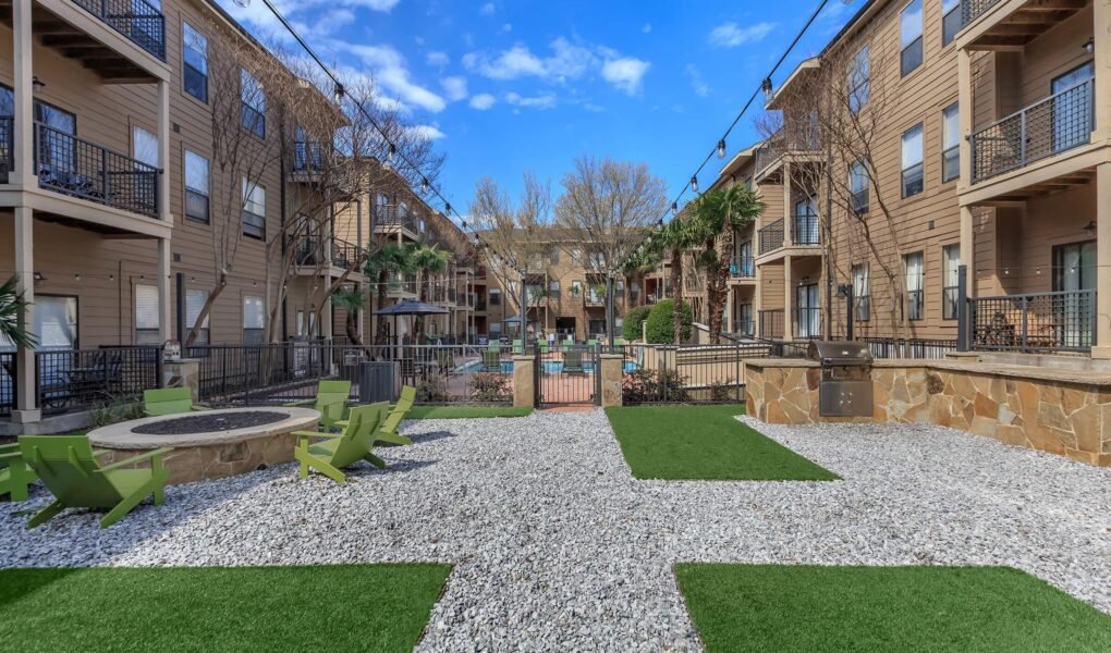 Why Plano is the Perfect Place to Rent a Luxury Apartment